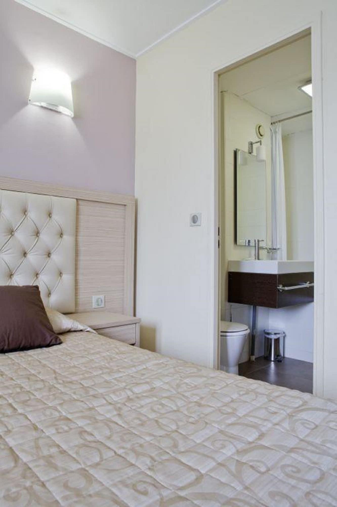 Hotel Lebron Paris Bagian luar foto