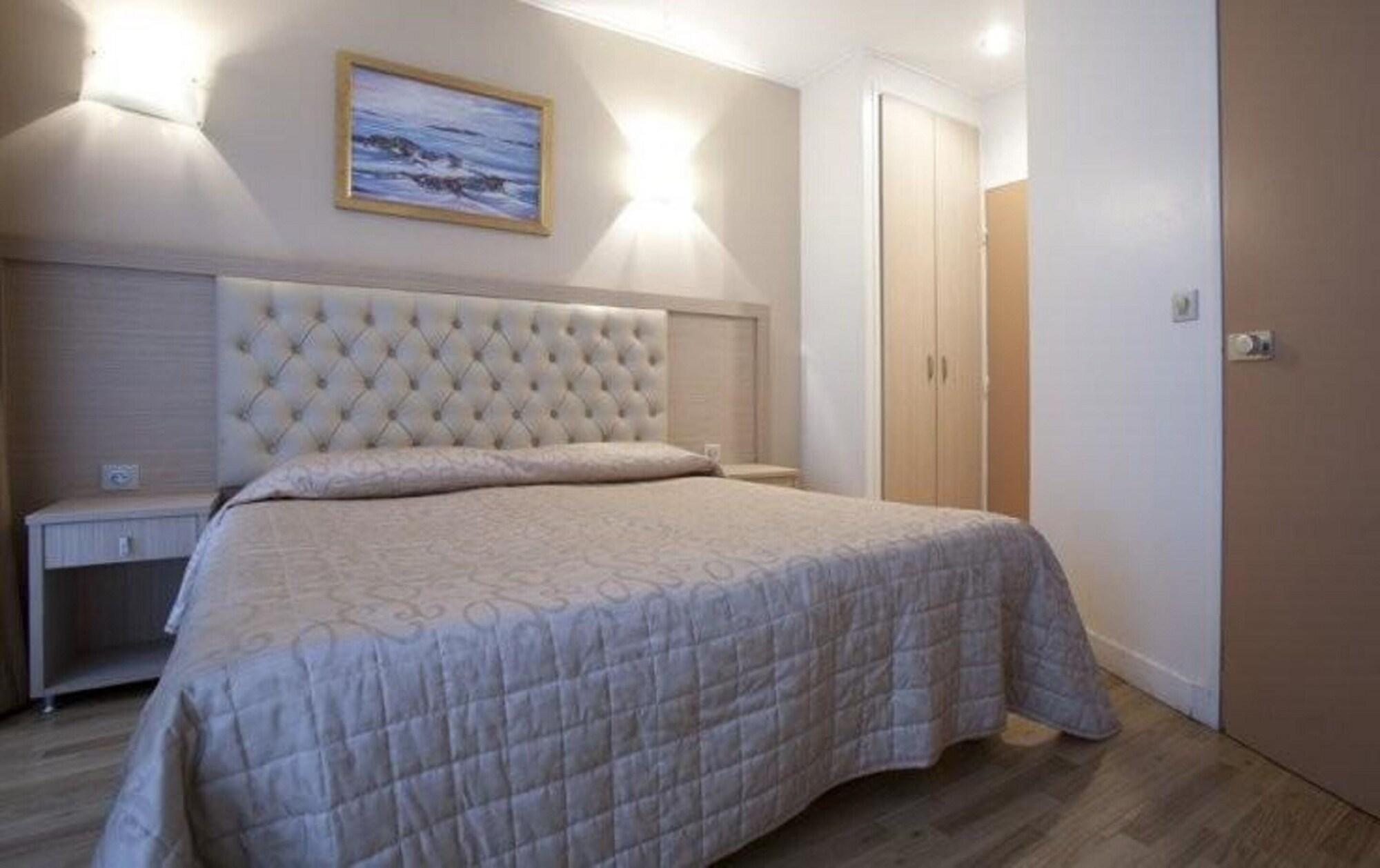 Hotel Lebron Paris Bagian luar foto