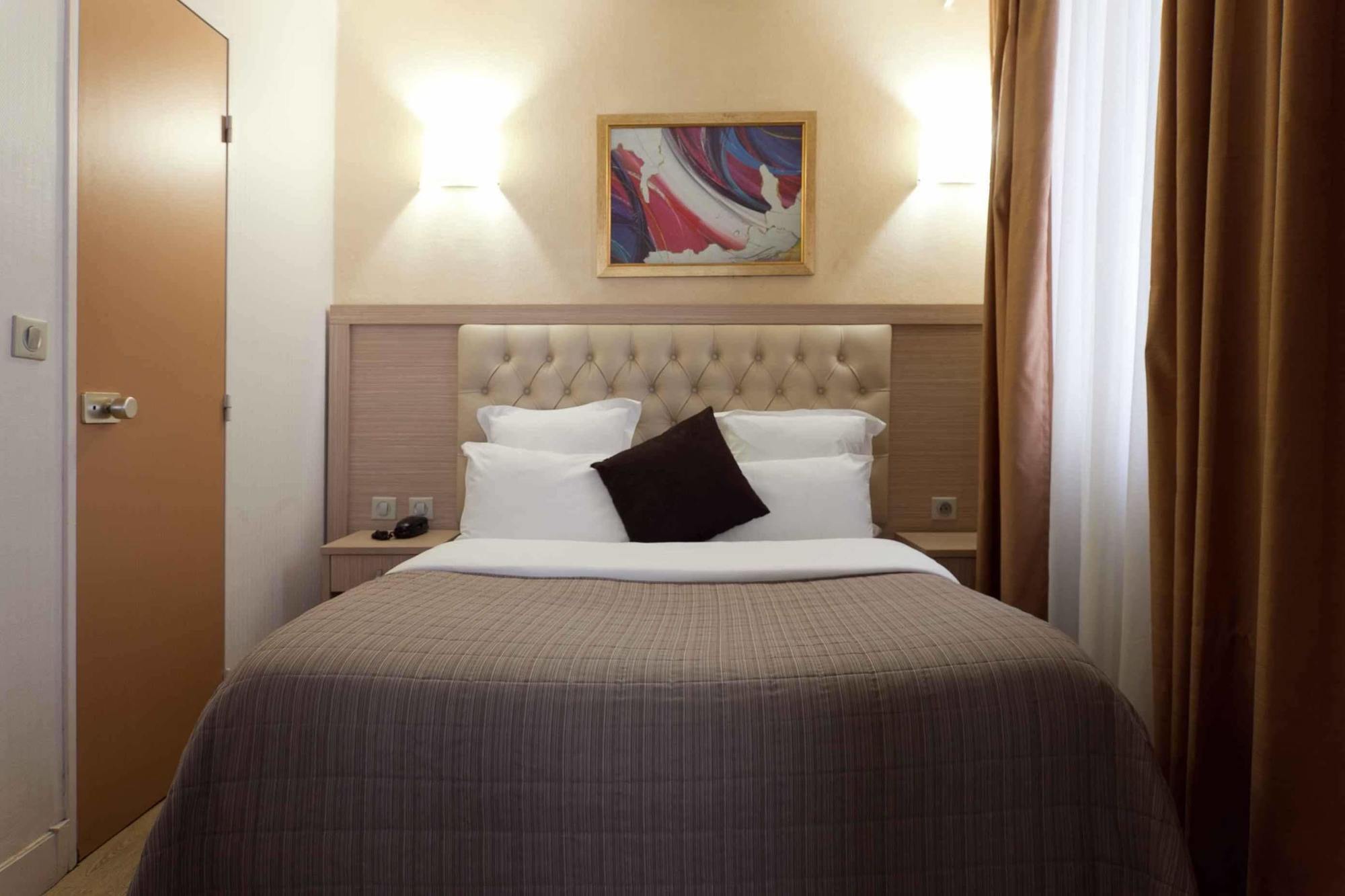 Hotel Lebron Paris Bagian luar foto