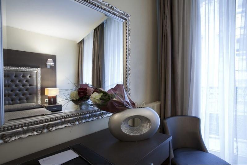 Hotel Lebron Paris Bagian luar foto