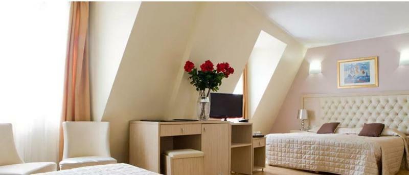 Hotel Lebron Paris Bagian luar foto